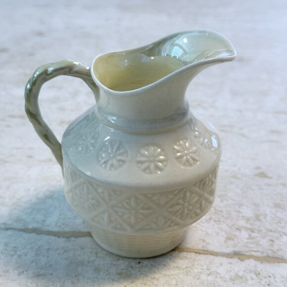 Vintage Belleek Irish Porcelain Creamer & Open Sugar Bowl Set - Picture 3 of 9